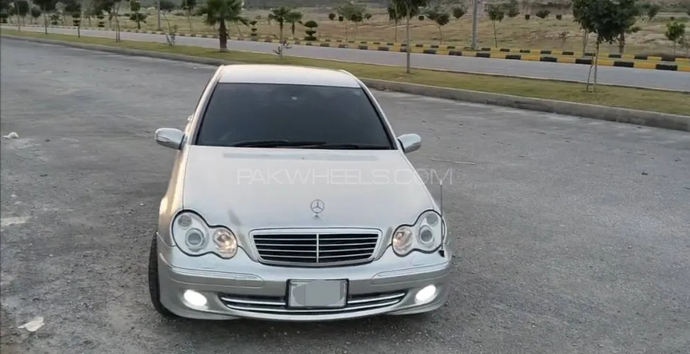 Mercedes Benz C Class 2006 for Sale in Islamabad Image-1