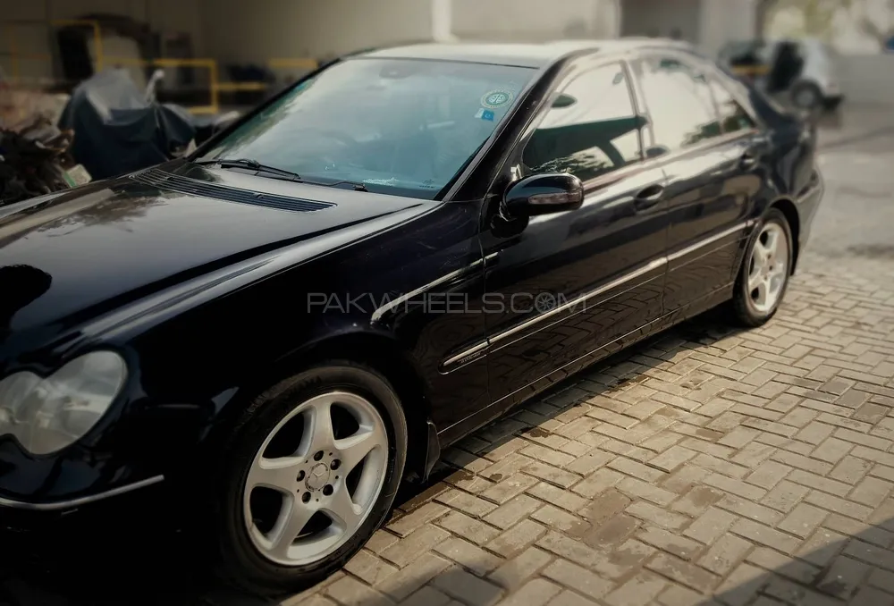 Mercedes Benz C Class 2003 for sale in Lahore