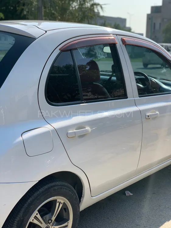 Nissan March 2002 for sale in Lahore