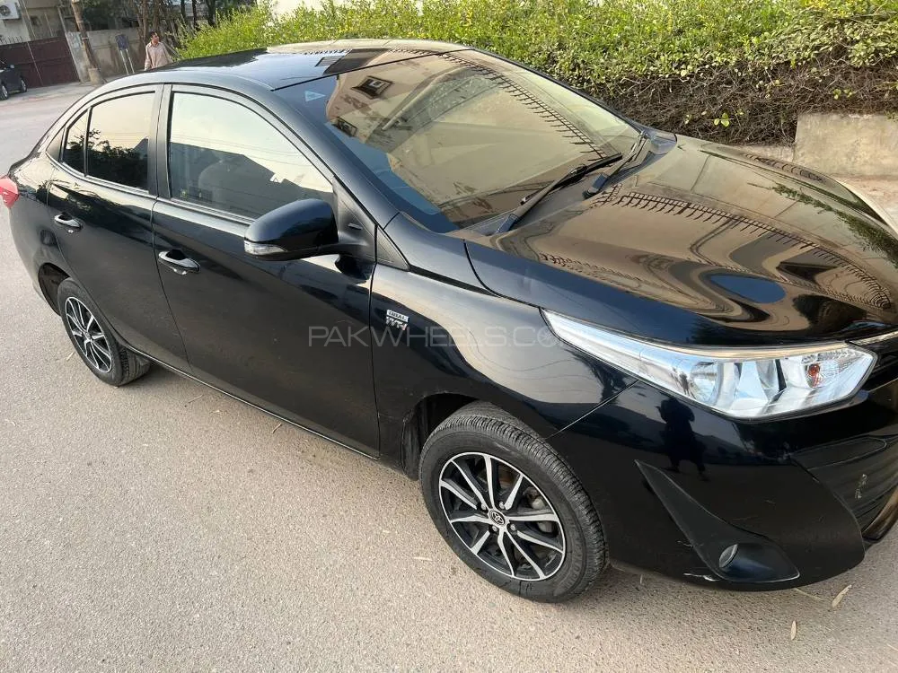 Toyota Yaris Sedan 2021 for Sale in Karachi Image-1
