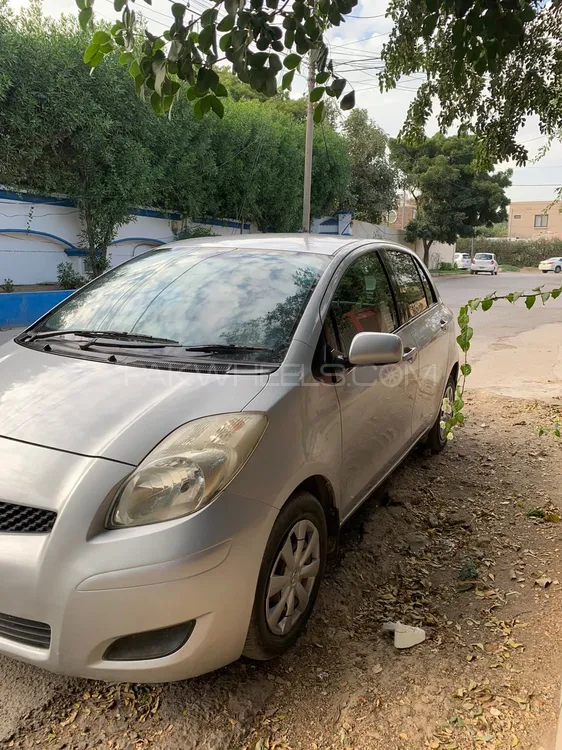 Toyota Vitz B Intelligent Package 1.0 2009 For Sale In Karachi | PakWheels