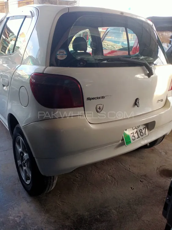 Toyota Vitz 2001 for sale in Quetta