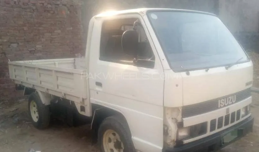 Isuzu NKR 1985 for sale in Lahore