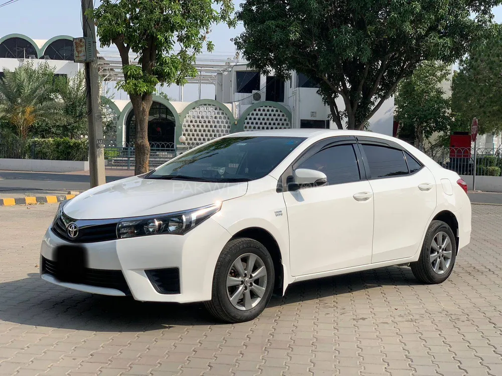 Toyota Corolla Altis Automatic 1.6 2016 for sale in Lahore | PakWheels