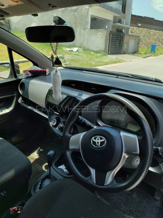 Toyota Vitz 2014 for sale in Jhelum