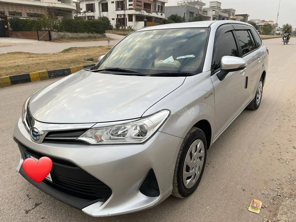 Toyota Corolla Fielder 2017 for sale in Islamabad