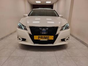 Toyota Crown Athlete S
Hybrid
Model year 2015
Registration year 2018 ( Islamabad)
63000 Km
Imported at 4.5 Grade & 35000 Km
Pearl White 
Terra Rossa Interior
Electric leather seats
Sunroof
Radar
Carbon Fibre Trims
Power Seats
Premium Sound System
Soft Close Trunk
Dual climate control AC
Heated/Cooling Seats
Orignal Navigation
Heated Stearing Wheel 
100 % Original

Ready Delivery

Location: 

Prime Motors
Allama Iqbal Road, 
Block 2, P..E.C.H.S,
Karachi