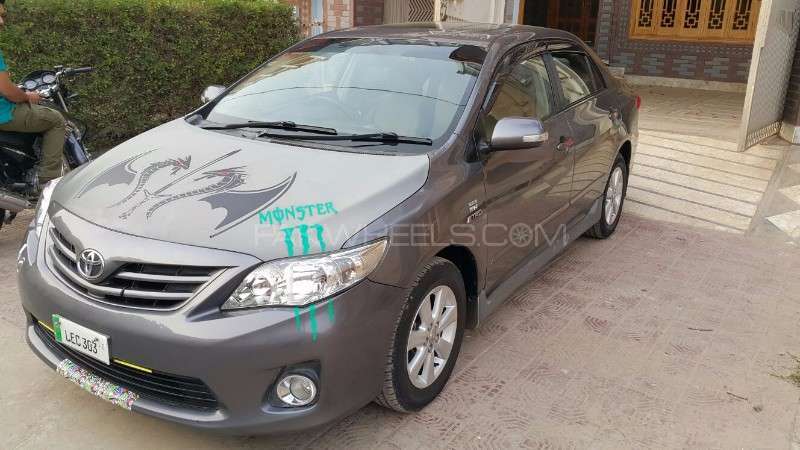 Toyota Corolla 2012 for Sale in Toba Tek Singh Image-1