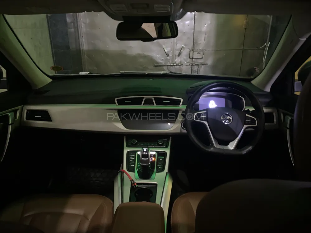 Proton X70 2021 for Sale in Lahore Proton X70 2021 for Sale in Lahore Image-10