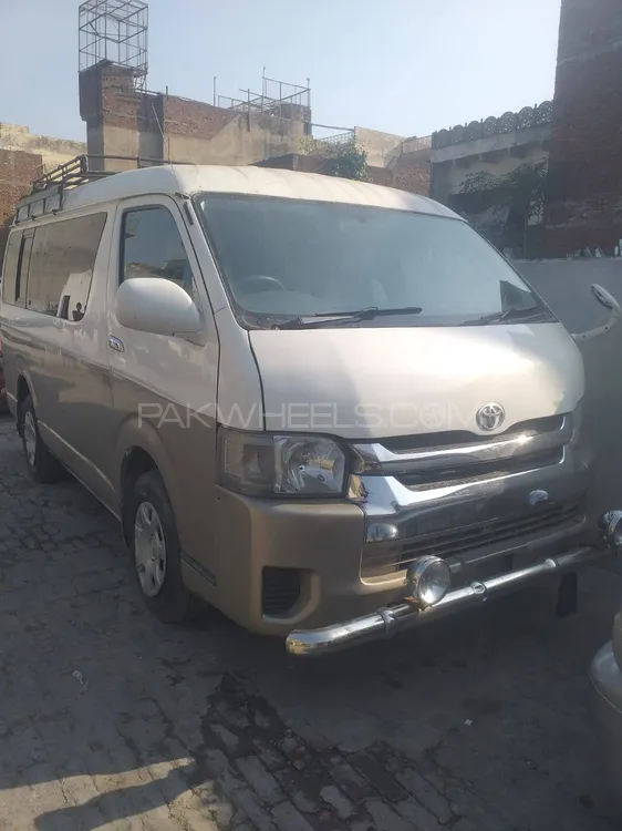 Toyota Hiace 2012 for sale in Lahore