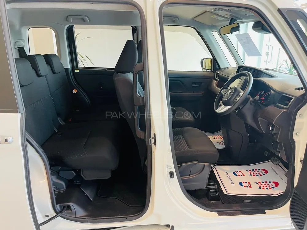 Toyota Roomy 2020 for Sale in Islamabad Image-1