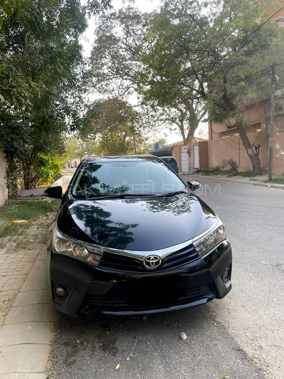 Toyota Corolla GLi Automatic 1.3 VVTi 2015 for sale in Karachi | PakWheels