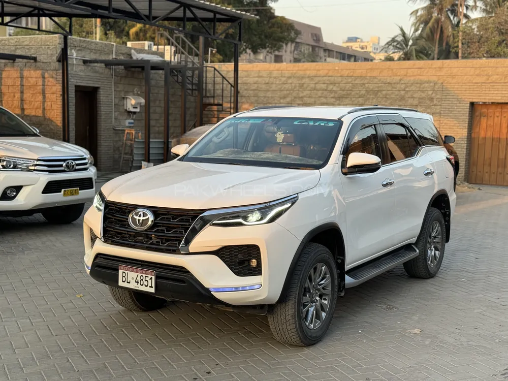 Toyota Fortuner 2021 for sale in Karachi