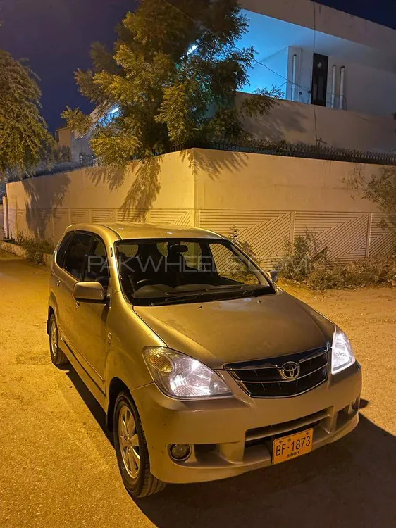 Toyota Avanza 2012 for Sale in Karachi Image-1