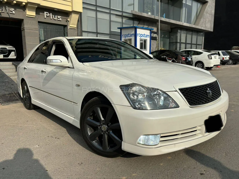 Toyota Crown 2004 for sale in Islamabad