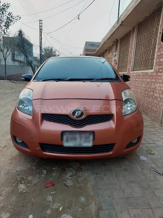 Toyota Vitz 2008 for Sale in Khanewal Image-1