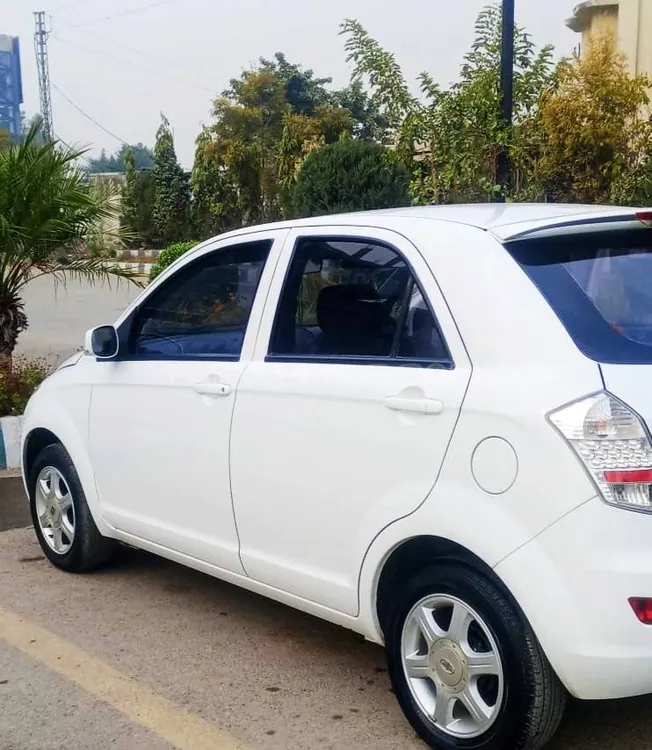 FAW V2 2018 for sale in Islamabad