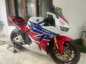 Honda rr on sale 600 olx