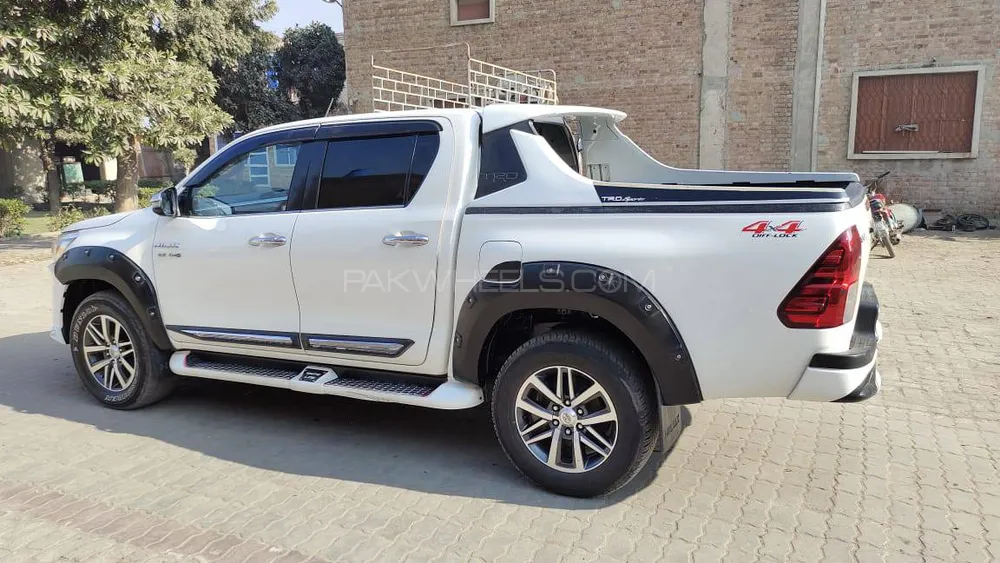 Toyota Hilux 2020 for sale in Faisalabad