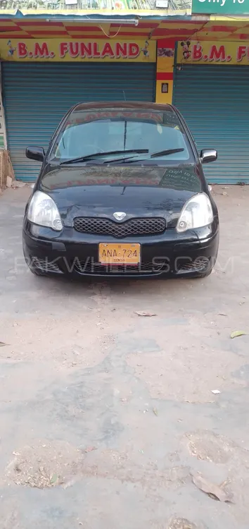 Toyota Vitz 2003 for Sale in Karachi Image-1