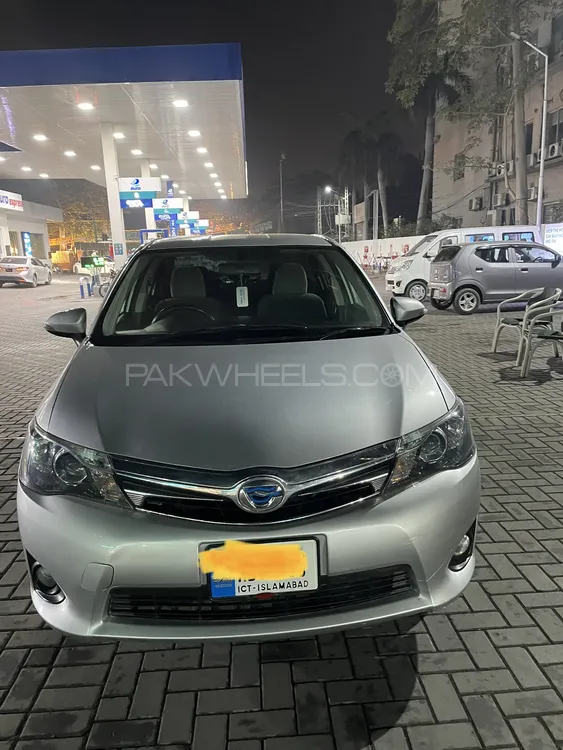 Toyota Corolla Axio 2014 for sale in Lahore