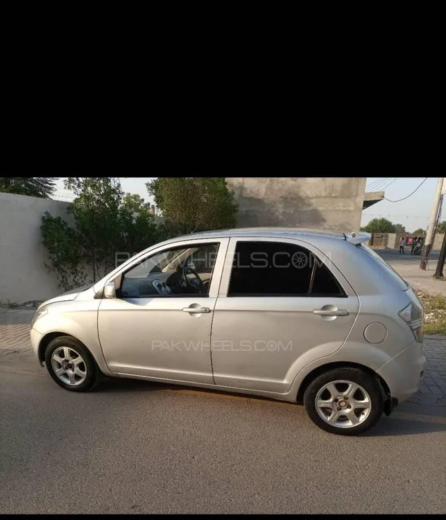 FAW V2 2015 for sale in Faisalabad