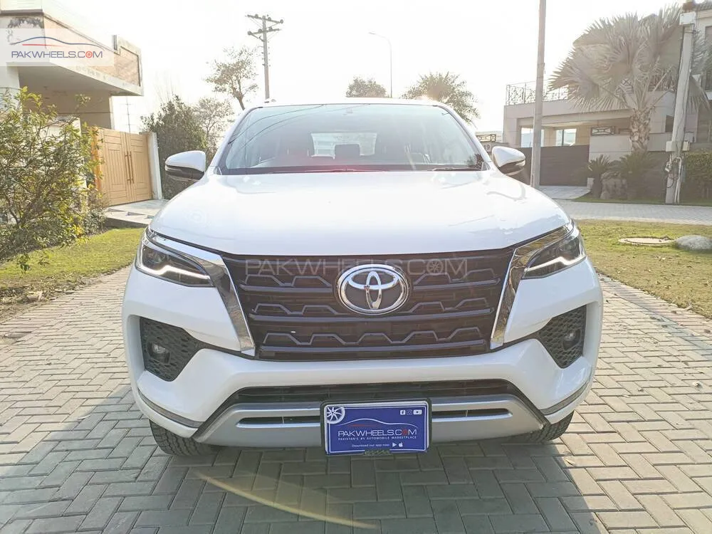 Toyota Fortuner 2022 for Sale in Lahore Image-1