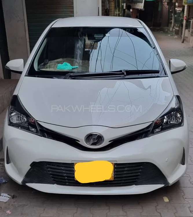 Toyota Vitz 2016 for sale in Rahim Yar Khan