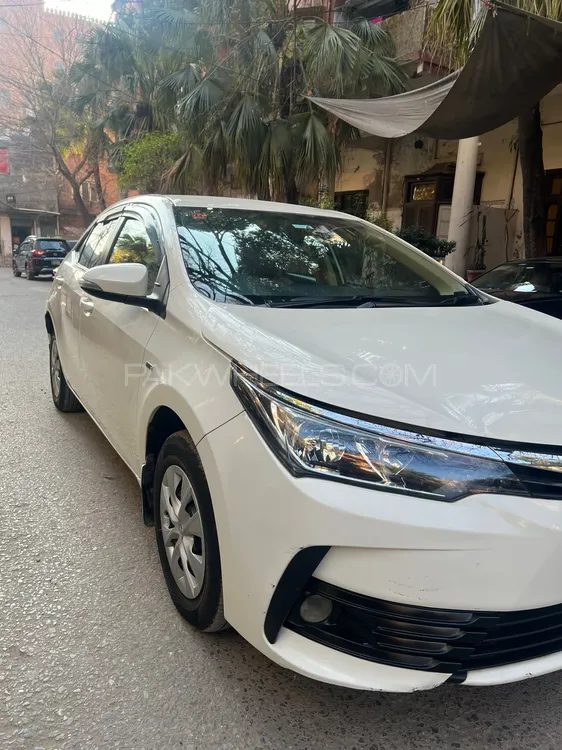 Toyota Corolla GLi Automatic 1.3 VVTi 2018 for sale in Lahore | PakWheels