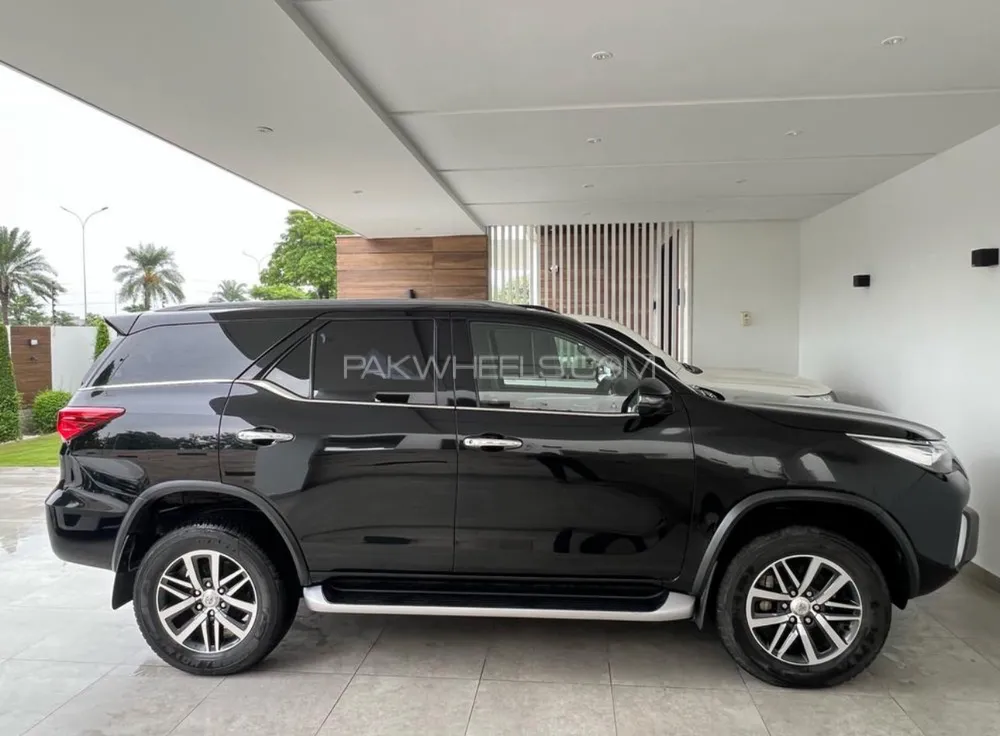 Toyota Fortuner 2020 for sale in Lahore