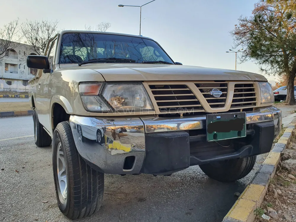 Nissan Patrol 2001 for sale in Islamabad