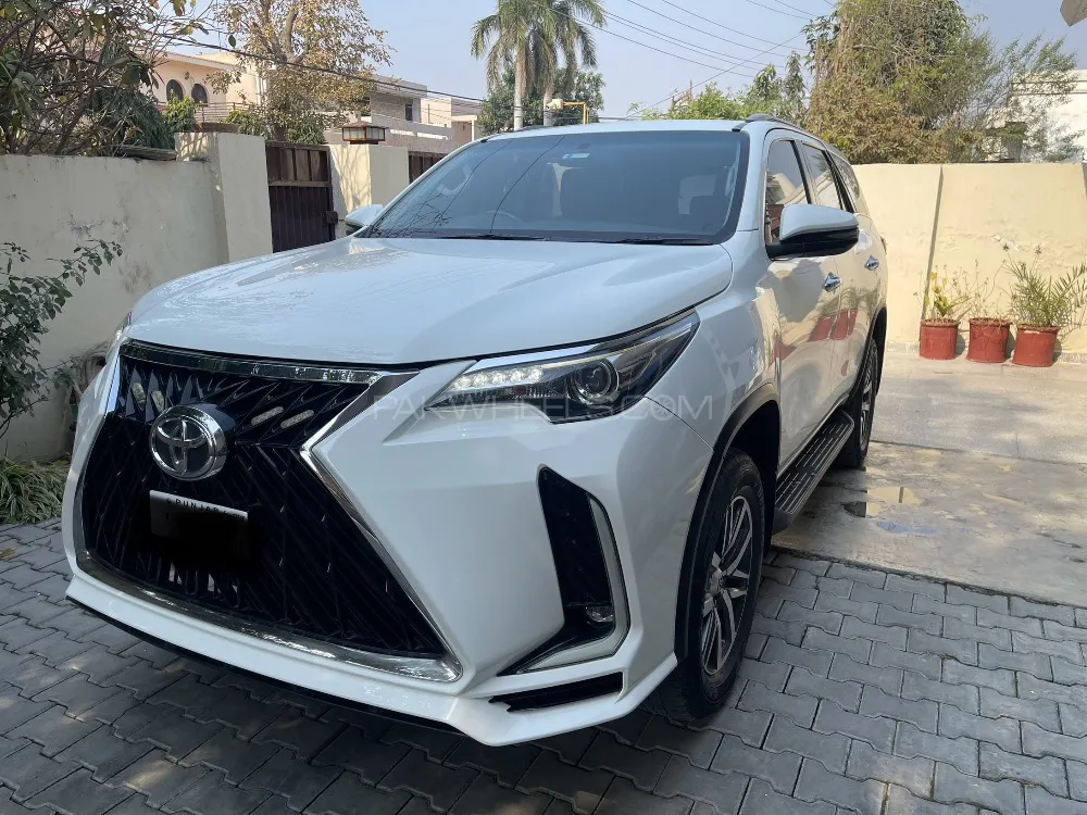 Toyota Fortuner 2018 for sale in Lahore