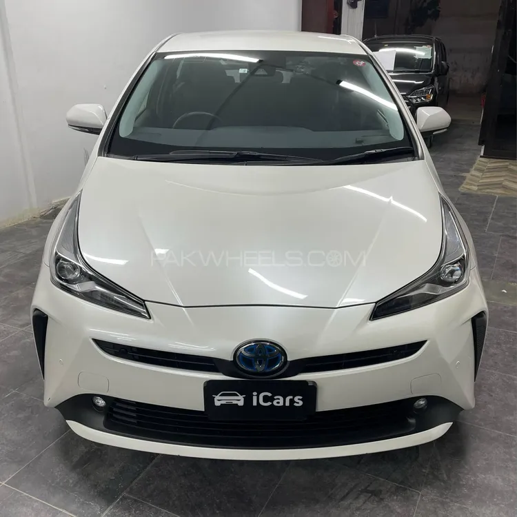 Toyota Prius S 2020 for sale in Karachi | PakWheels