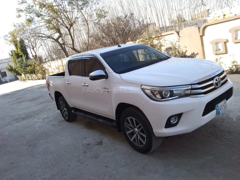 Toyota Hilux 2018 for sale in Peshawar