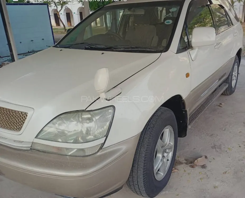 Toyota Harrier 2022 for sale in Lahore