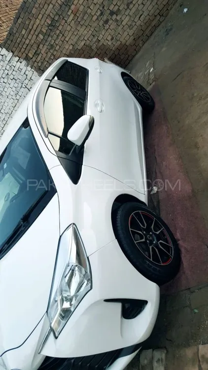 Toyota Vitz 2017 for sale in Sargodha