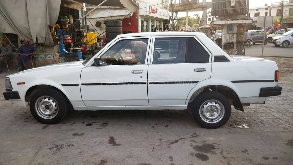 Toyota Corolla 1982 for sale in Bahawalpur