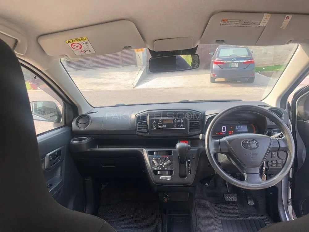 Toyota Pixis Epoch 2019 for Sale in Islamabad Image-1