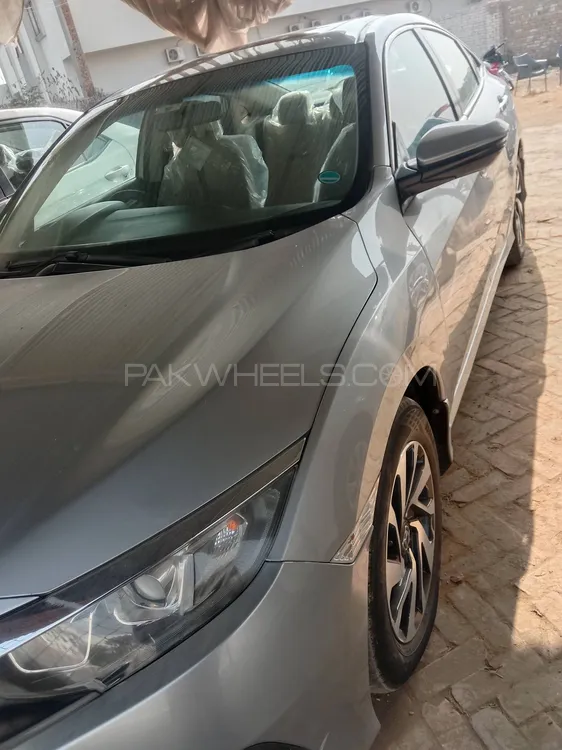 Honda Civic 2017 for Sale in Pak pattan sharif Image-1