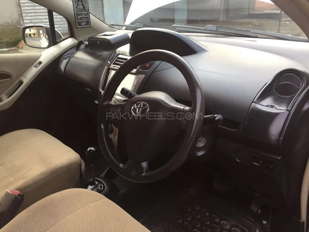 Toyota Vitz 2006 for sale in Islamabad