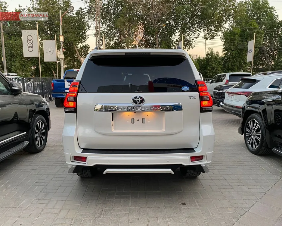 Toyota Prado 2018 for Sale in Karachi Toyota Prado 2018 for Sale in Karachi Image-6
