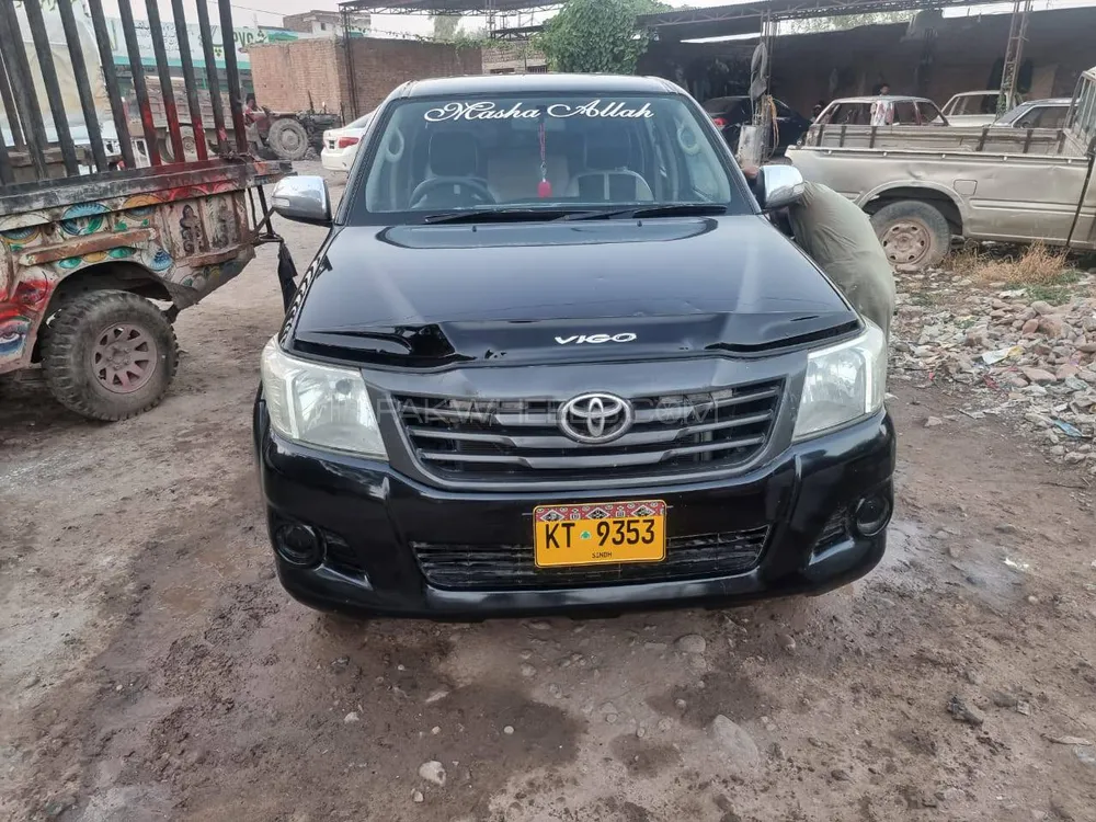 Toyota Hilux 2015 for sale in Islamabad