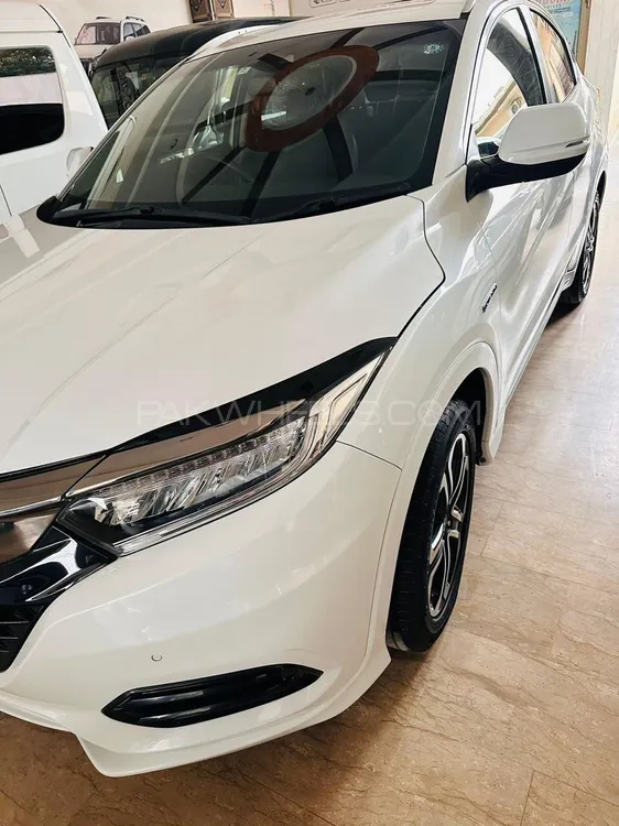 Honda Vezel 2018 for Sale in Sialkot Image-1