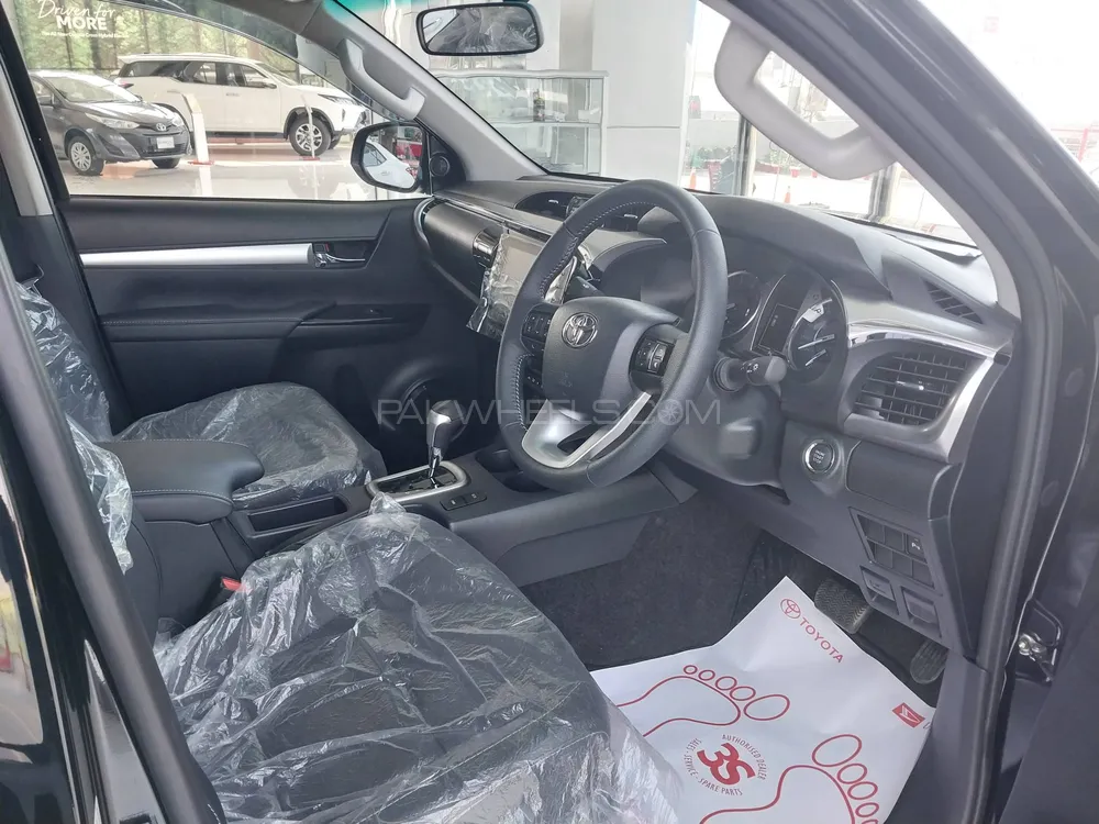 Toyota Hilux 2023 for sale in Sahiwal