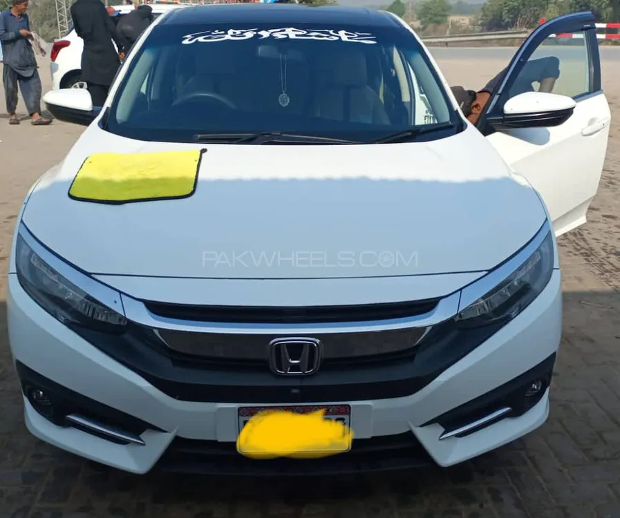 Honda Civic 2020 for Sale in Tando adam Image-1