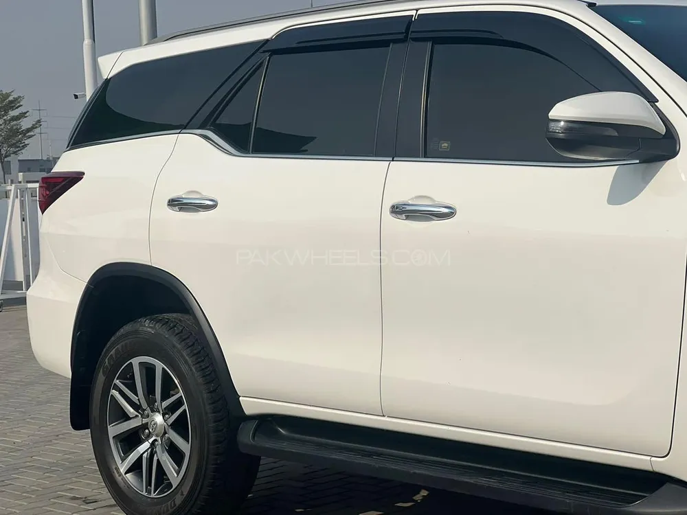 Toyota Fortuner 2018 for Sale in Sialkot Image-1