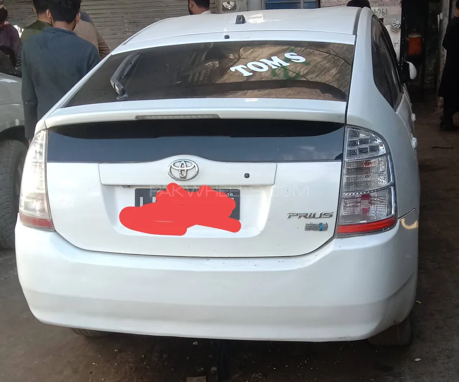 Toyota Prius 2004 for Sale in Peshawar Image-1