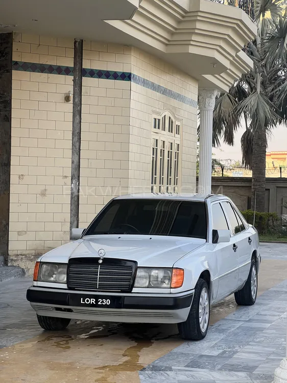 Mercedes Benz E Class 1990 for Sale in Sialkot Image-1