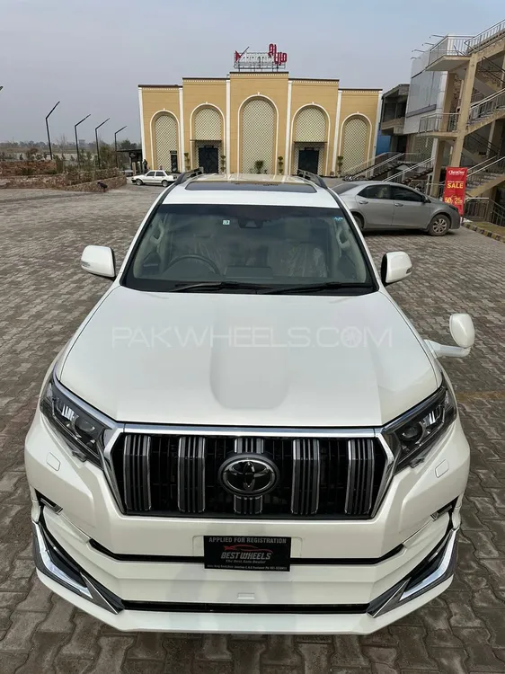 Toyota Prado 2019 for Sale in Peshawar Image-1