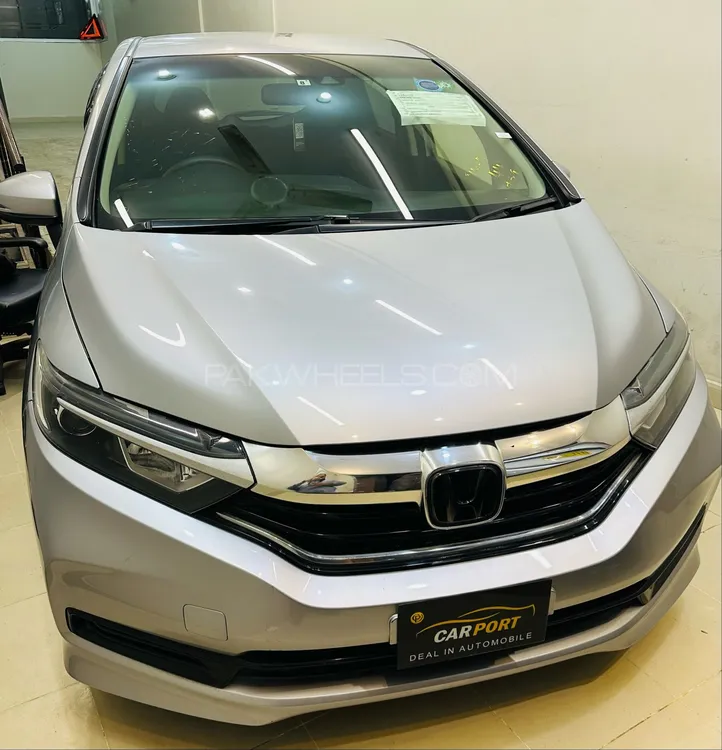 Honda Fit 2019 for Sale in Karachi Image-1